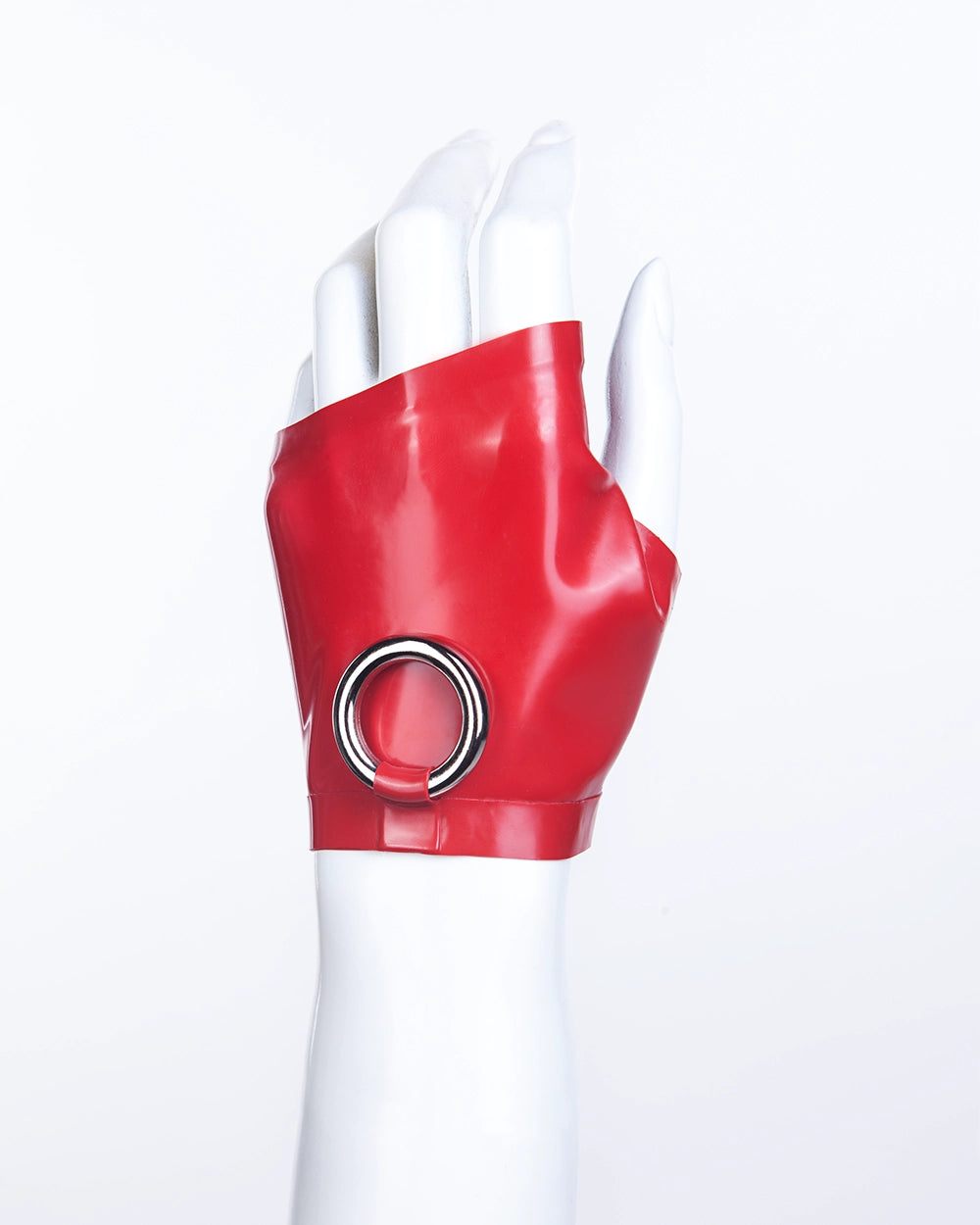 Knuckle gloves with O-ring