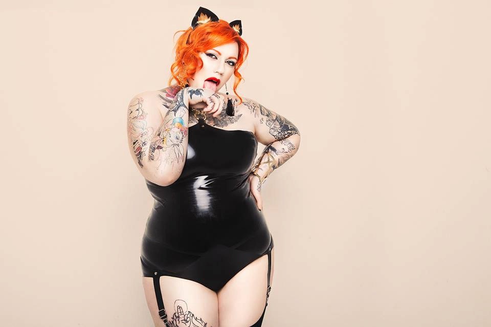 Latex kitty ears with contrast