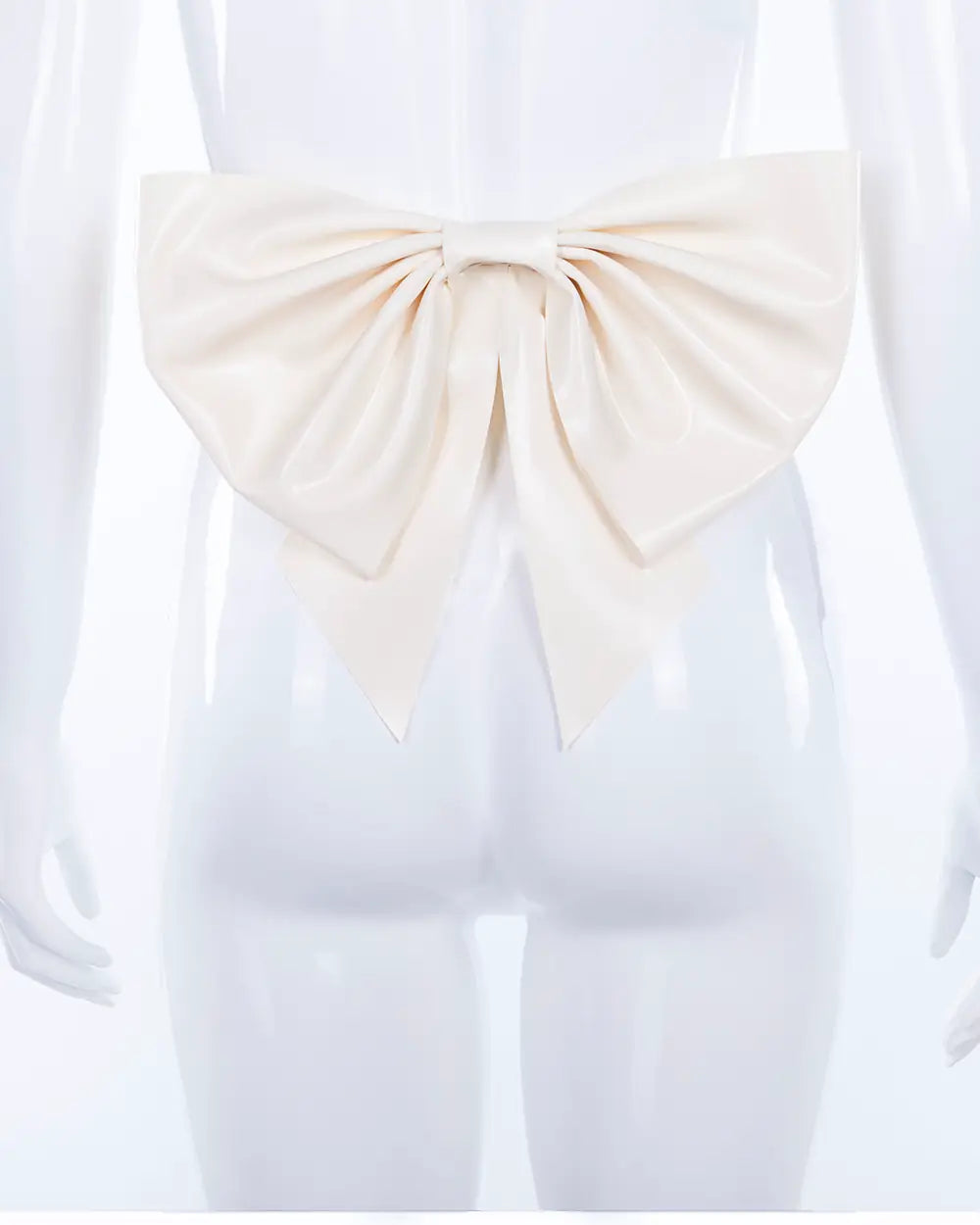 Maid's apron with bow