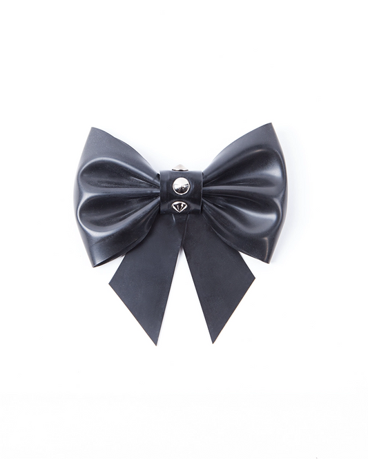 Hair bow with spikes