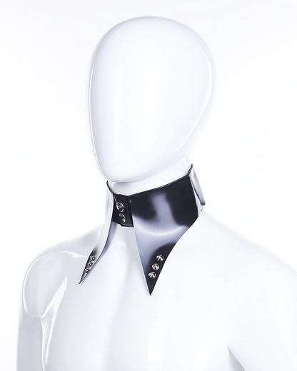 Merlina collar with spikes