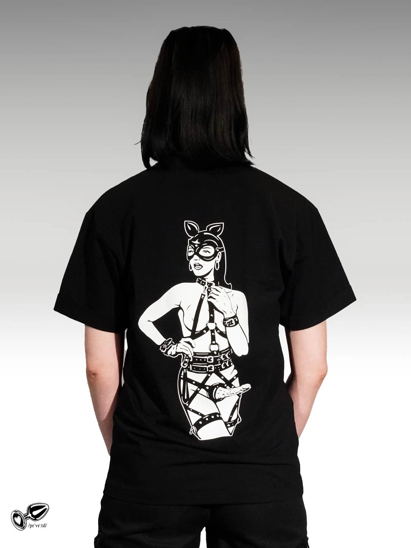 Strap-on queen PRVRTD T Shirt